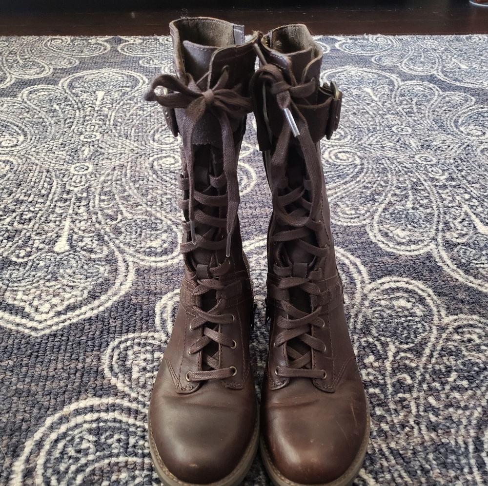 Timberland Savin Hill Earthkeeper Mid Women's 6.5